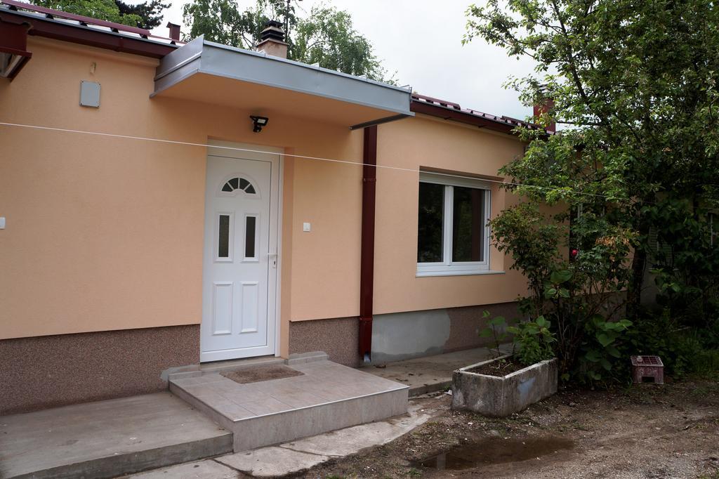 Central Apartment Nikšić Esterno foto
