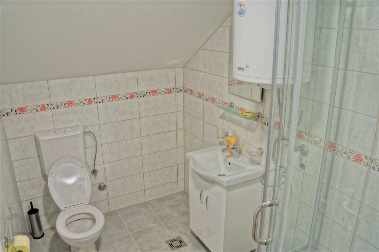 Central Apartment Nikšić Esterno foto